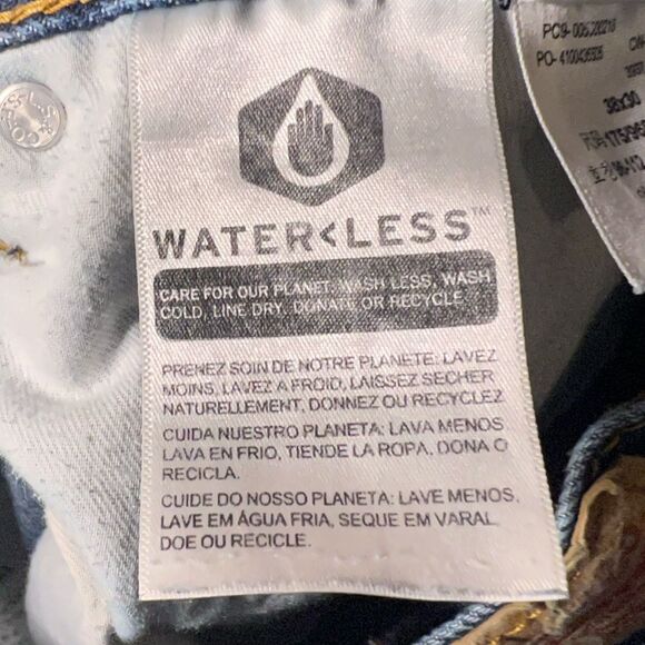 Levi’s denim 550 jeans red tag size 38 x30 - Picture 2 of 6